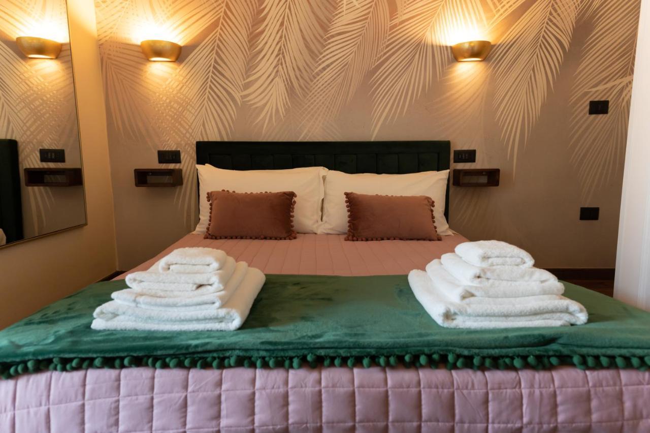 5 Sensi - Vasca Idromassaggio, Terrazzo, Fibra Ultraveloce, Parcheggio Coperto Su Richiesta Hotel Козенца Екстериор снимка