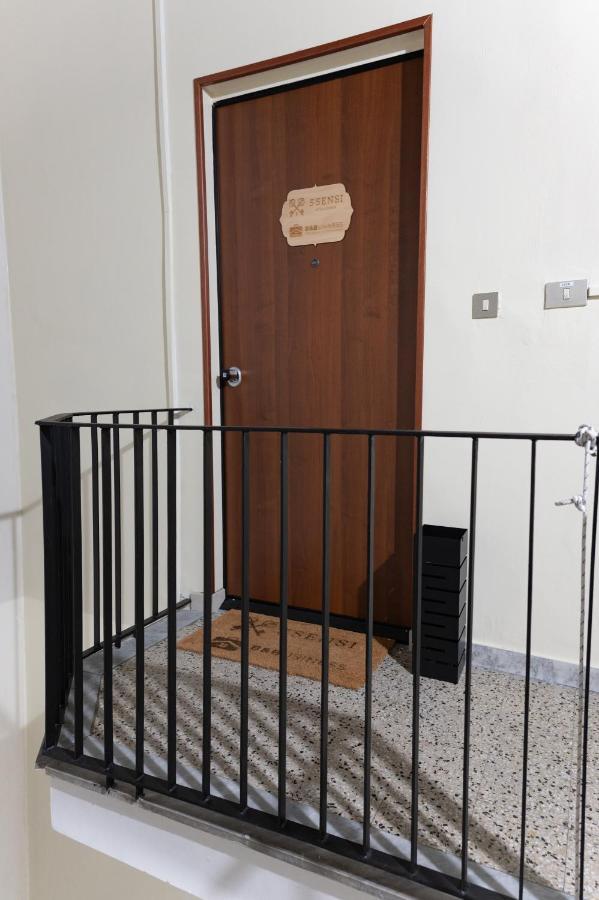 5 Sensi - Vasca Idromassaggio, Terrazzo, Fibra Ultraveloce, Parcheggio Coperto Su Richiesta Hotel Козенца Екстериор снимка